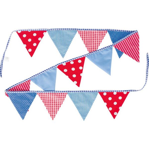 goki-vlaggenketting-rood-stof-verjaardag.jpg Goki vlaggenketting van stof als duurzame verjaardagsslinger voor kinderen