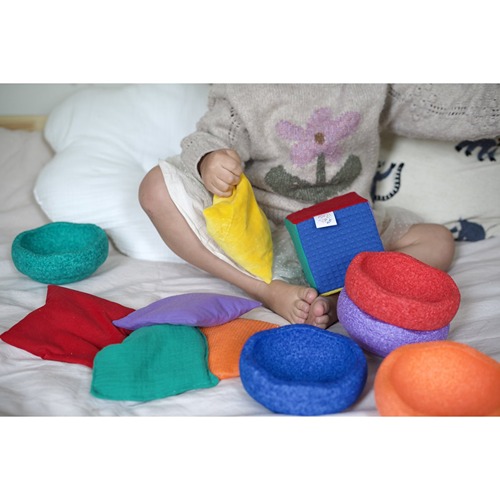 Pit and Play Pittenzak Geel Regenboog | Sensory Bean Bag Sensorisch Speelgoed