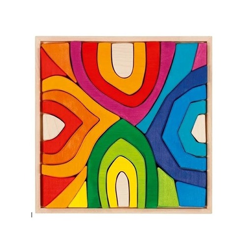 Houten bouwstenen van Goki Evolution gebruikt op een seizoenstafel