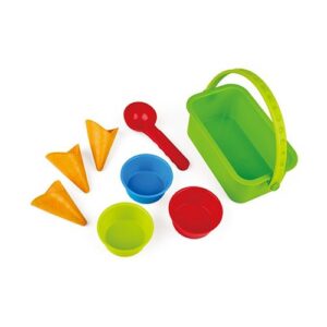 hape-strand-ijset-8delig-zandspel-motorisch-buitenspeelgoed Hape zandspel ijsset voor ijsjes maken – stevig strandspeelgoed voor peuters en kleuters het speellab