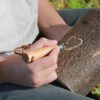 Creatief houtsnijgereedschap voor kleine avonturiers